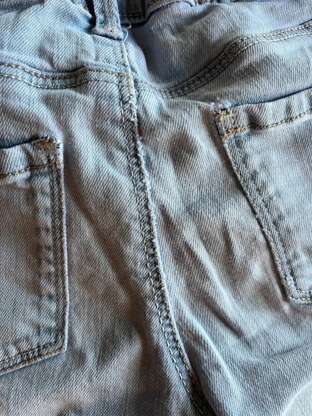 OshKosh light-wash jeans 8